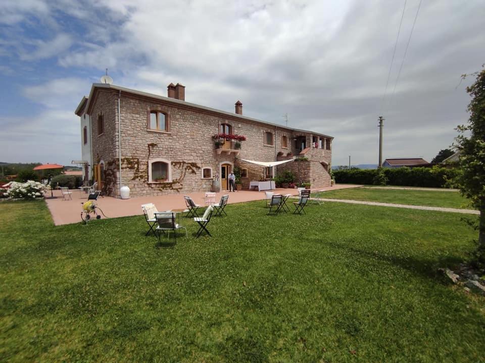 Masseria Fontana Dei Fieri Pietrelcina Bagian luar foto