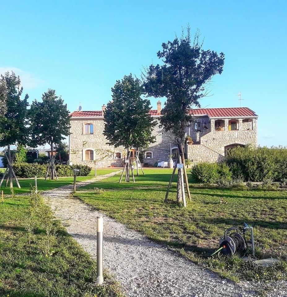 Masseria Fontana Dei Fieri Pietrelcina Bagian luar foto